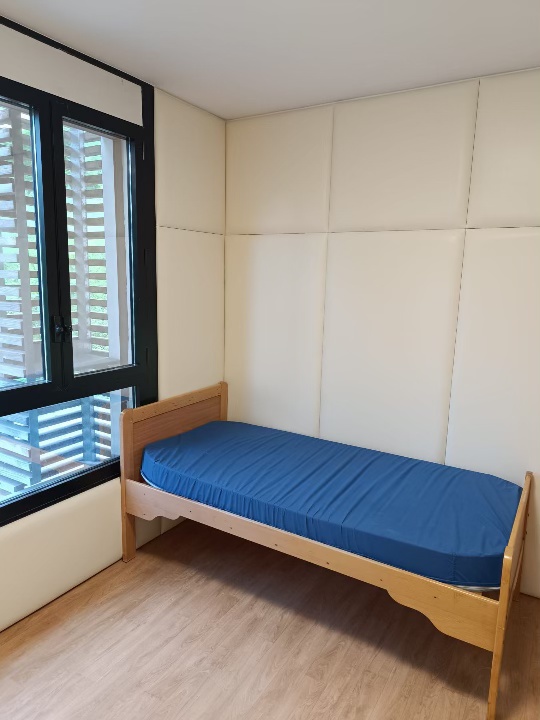 Salle d'apaisement BLJ Capiton Contract