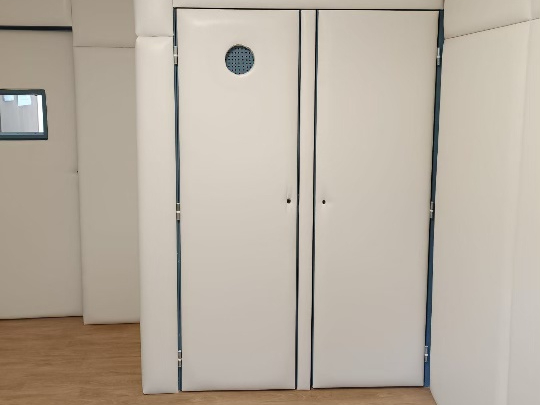 Salle d'apaisement BLJ Capiton Contract